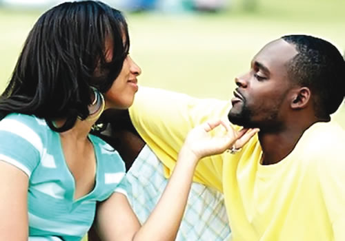 Lima cara untuk tetap menarik bagi pasangan Anda