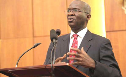 fix 194 damaged roads, Niger Roads: Fashola orders contractor to site, FG conducting maintenance works, FG requires more land, stiffer sanctions for quack engineers, 2nd Niger Bridge, Fashola, screening, construction