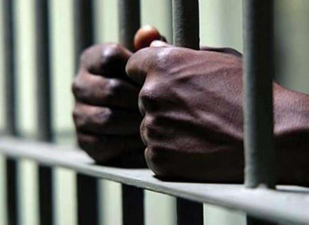 Pria 40 tahun dipenjara karena mencemarkan anak perempuan/laki-laki berusia 4 tahun di Bayelsa