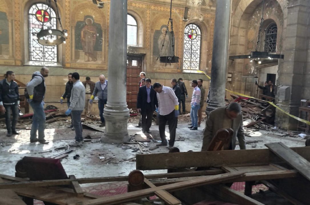 Egypt mosque attackers wore military uniforms, arrived in SUVs