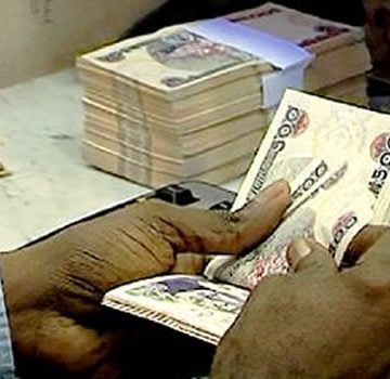 After two days of convergence, naira closes at N2.25 gap between