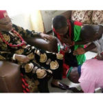 Nnamdi-Kanu-Biafra-kneel-bow