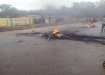 Iwo, herbalist, set ablaze