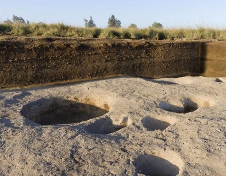 Archaeologists