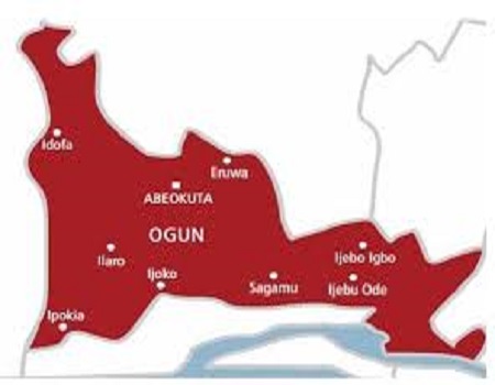 Smuggling: Two siblings allegedly killed by soldiers in Ogun, Ogun communities get 300KVA transformers, Panic in Ogun communities over threat of attack by gunmen, Ogun partners, Police nab six wanted cultists in Sagamu, More trouble for arrested Ogun 'landgrabber' as family petitions DSS over son's murder in 2013, re-election of underperforming lawmakers, Mortuary attendant decapitates body, NIMET predicts heavy rainfall, flooding in Ogun, Ogun IRS generates over N11bn in three months, Two in police net for allegedly killing motorcyclist, Street urchins, scavengers clash in Abeokuta, set market stalls on fire, Mob sets truck ablaze for killing motorcyclist, passenger in Abeokuta, Wife baths husband , Customs smugglers clash, Ogun reinstates suspended "shisha' smoking students, Police inspector, two bandits die during gun duel in Ogun, Student allegedly hire thugs , Group laments renewed farmers, Accident claims four, 8 injured in Ogun, Community leader's son found dead, Lawmaker offers free medicare, Ogun LG election tribunal , Ogun sets up nine-man committee,Ogun rated top-performing state, Eight dead on Lagos-Ibadan Expressway tanker explosion, bus accident, 2 die, 15 injured in Lagos-Ibadan expressway accident, MLSCN seals 19 laboratory facilities in Ogun for operating below standard, Residents flee over fear, I killed motorcyclist , Hoodlums attack Police checkpoint, 10 Ogun Communities threaten , motorists groan as Oju-Ore road, members reject imposition of candidates, Abductors demand N100m ransom, Oro festival, Ogun, NPC to commence demarcation