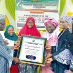 Foundation to present scholarships