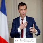 France appeals to workers as doctor dies
