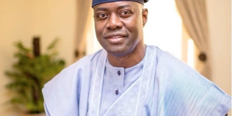 #EndSARS: Oyo judicial panel recommends compensations for 121 petitions on police abuses, MMPN salutes Oyo govt, Makinde has surpassed people's, Seyi Makinde Essay Competition, Oyo inaugurates zonal peace, makinde Oyo Tomotiya Oyo re-award Saki road, Makinde not spending, Makinde donates FAAN, Operational vehicle, C of O, DG OYSAA, SUBEB, Oyo state, construction, Oyo, digitalized, Saki Muslim chiefs, farmers Makinde Oyo, COVID-19, health