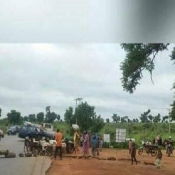 Protesters again block Katsina highway over insecurity