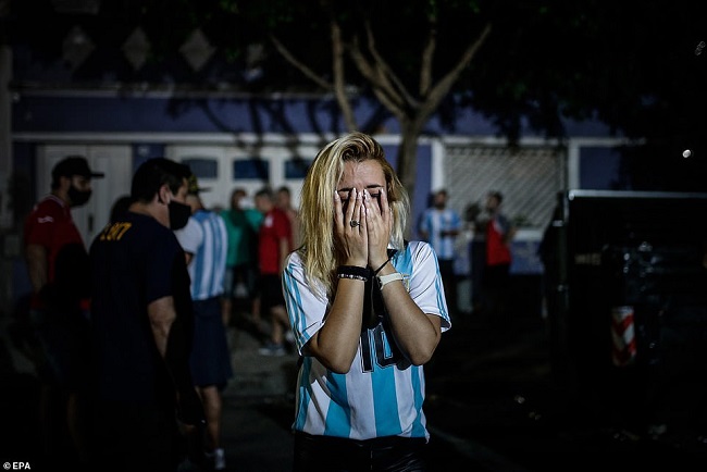 maradona's casket