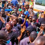 Looters return items
