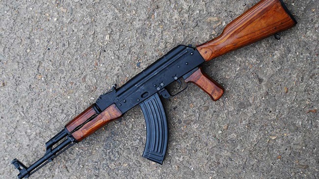 Gunmen kill mobile policeman