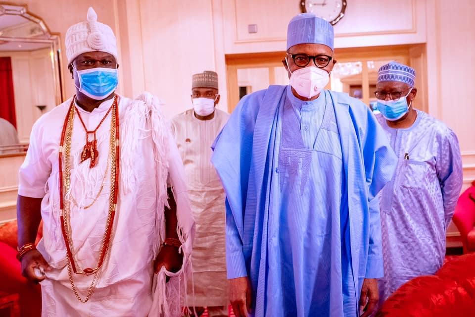 Makinde Akeredolu Ooni hold talks