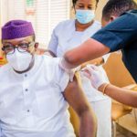 Fayemi receive vaccine