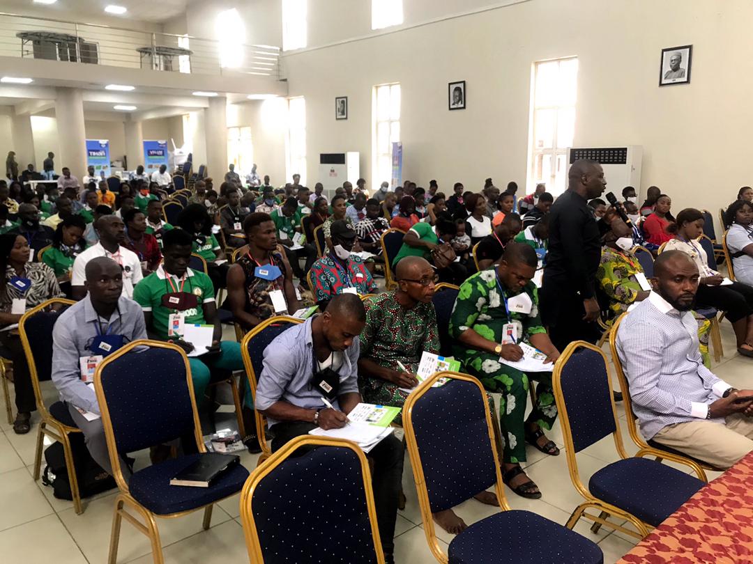 Bayer Nigeria trains 350