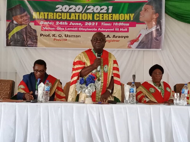 FCE Oyo matriculates