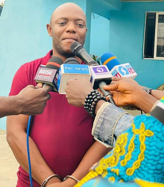 operating with fake medical licence