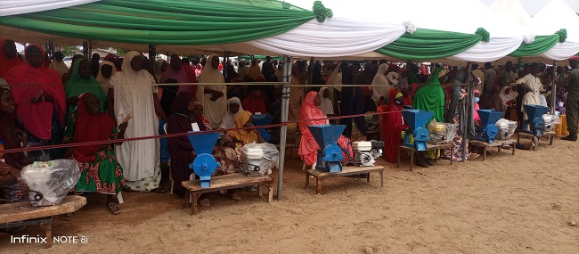 Bauchi gov distributes empowerment items worth N50m to Ganjuwa people