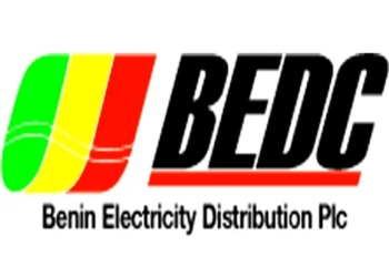 BEDC staff customers Edo,BEDC staff on the run,, Address lingering power , New BEDC management, BEDC assures Edo residents, BEDC to increase, BEDC loses N750 million bedc, BEDC gives life assurance policy to five anti-cultism officers for arresting electricity vandals, BEDC new board