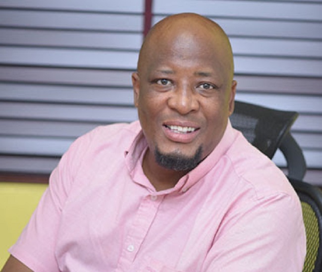 Martin Mabutho passes on