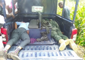 gunmen attack bullion van