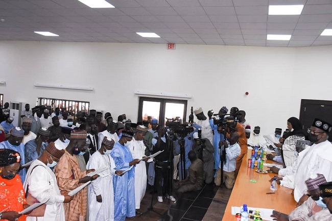 Bauchi gov swears in 21 commissioners, SSG, chief of staff and private secretary