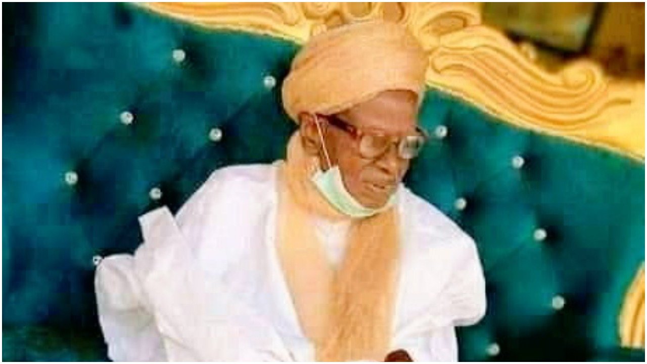 Oldest Chief Imam in Nigeria dies at 130, leaves behind 476 children, grandchildren, great-grandchildren