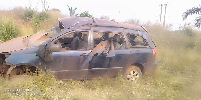 Road accident kill three persons