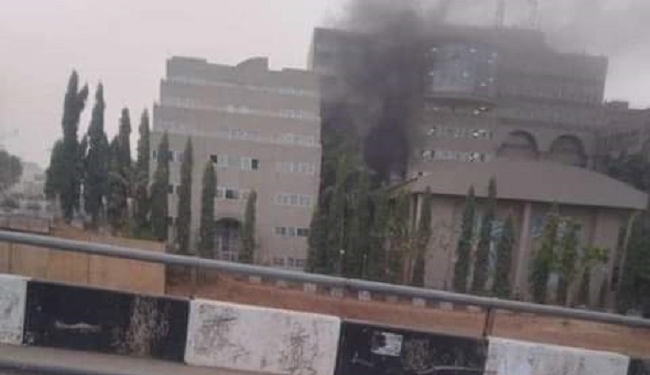 Fire engulfs Ministry of Finance