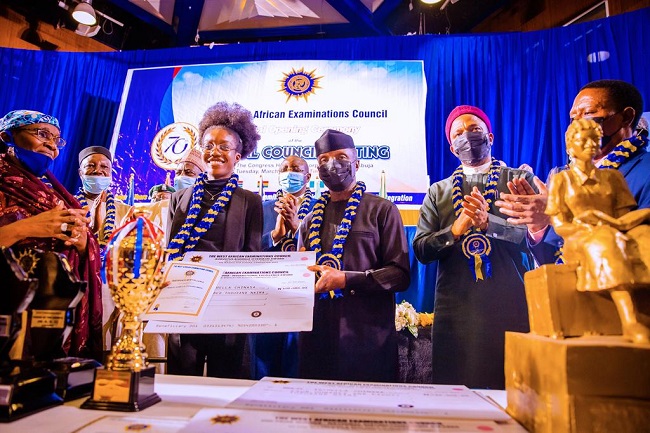 WAEC, Chinasa