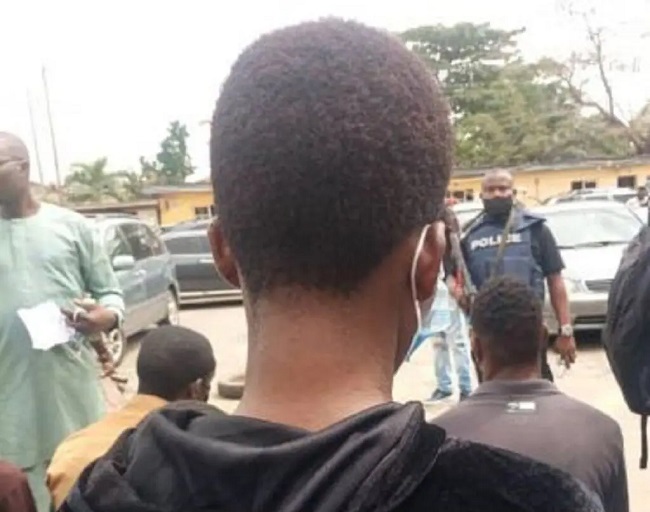 lady allegedly stabs ex-boyfriend