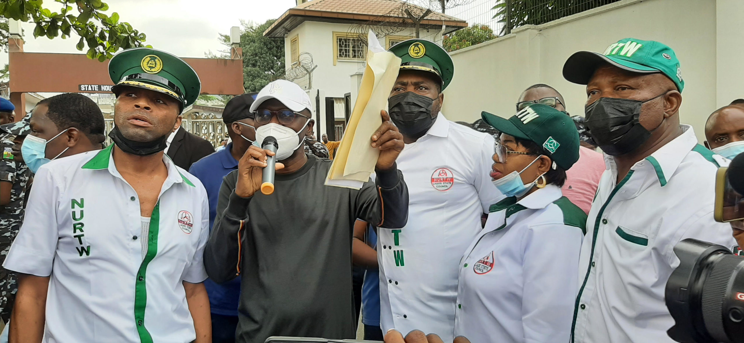 NURTW members protest meddlesomeness