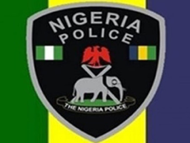 Police assure of safety as suspected kidnappers lay siege on Lagos-Ibadan expressway