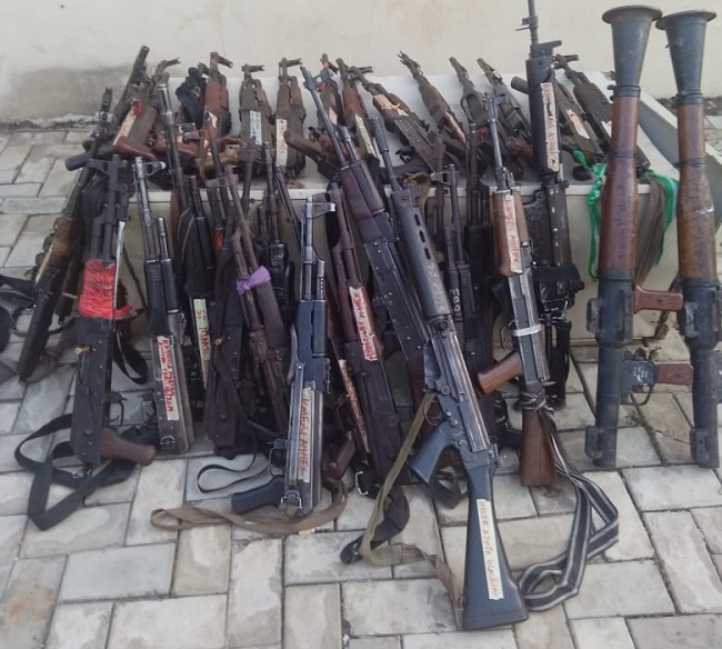 Police arrest arms dealers