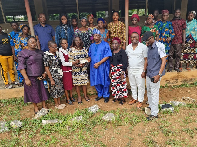 old students offer scholarship,