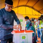#EkitiDecides2022: Fayemi votes, calls for vigilance from electorate