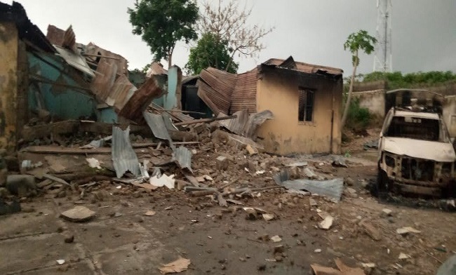Gunmen bomb police station,