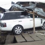 Range Rover rams into