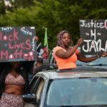 Autopsy shows police ,