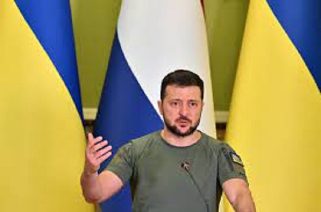 Zelensky suspends security .