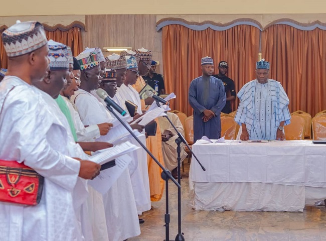 Governor Inuwa swears-in 12 new permanent secretaries, two special advisers