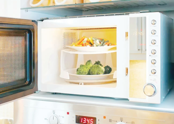 CANCER, MICROWAVES