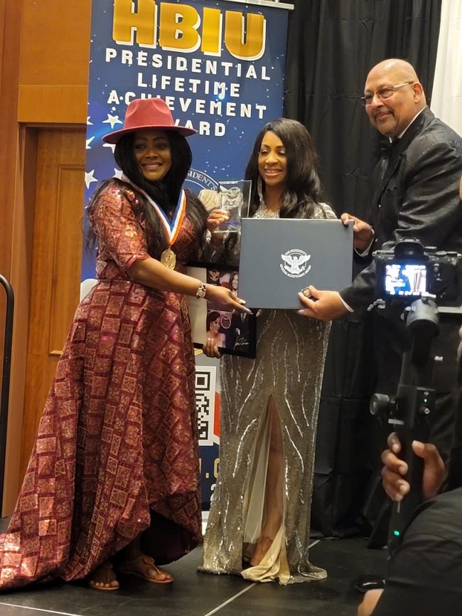 Helen Paul bags,