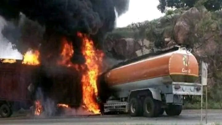 Local tea seller injured five tankers burnt in Niger explosion