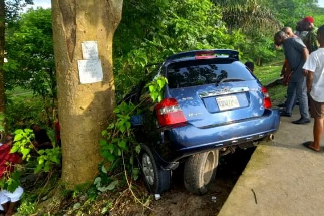 Wife dies in car Accident Allegedly Chasing Husband In Calabar