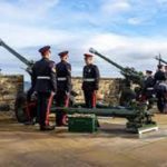 Gun salutes start,