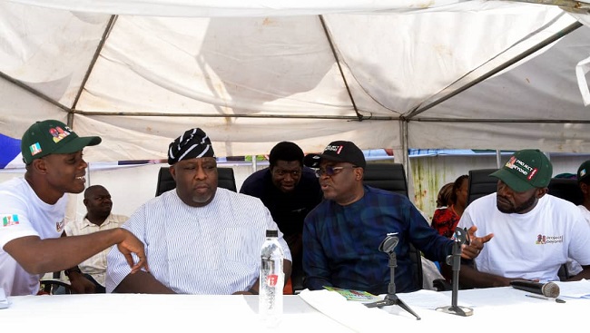 Tinubu group trains 600