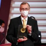 Swedish geneticist wins,