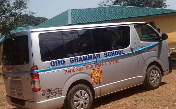 Oro grammar school alumni,