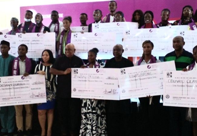 research grants grom Grooming Centre